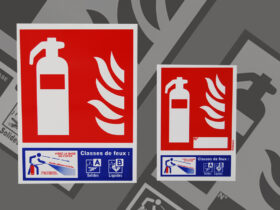 Impression de panneau de sécurité : signalisation et utilisation d'un extincteur