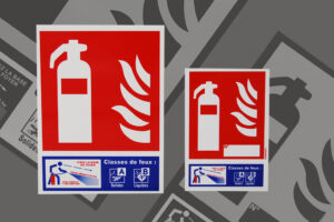 incendie_plaque Impression de panneau de sécurité : signalisation et utilisation d'un extincteur